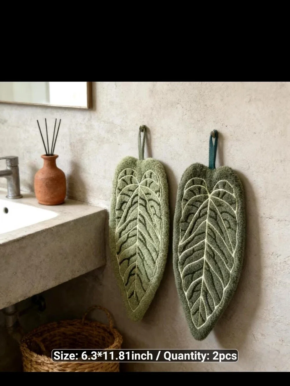 New Pair of Leaf-Shaped Green Hand Towel #1669-469